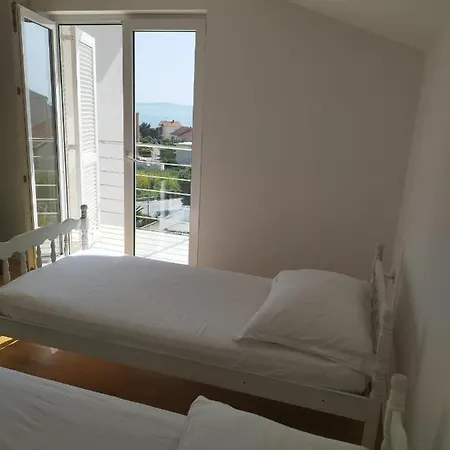 Apartment Nina Podstrana Exterior photo