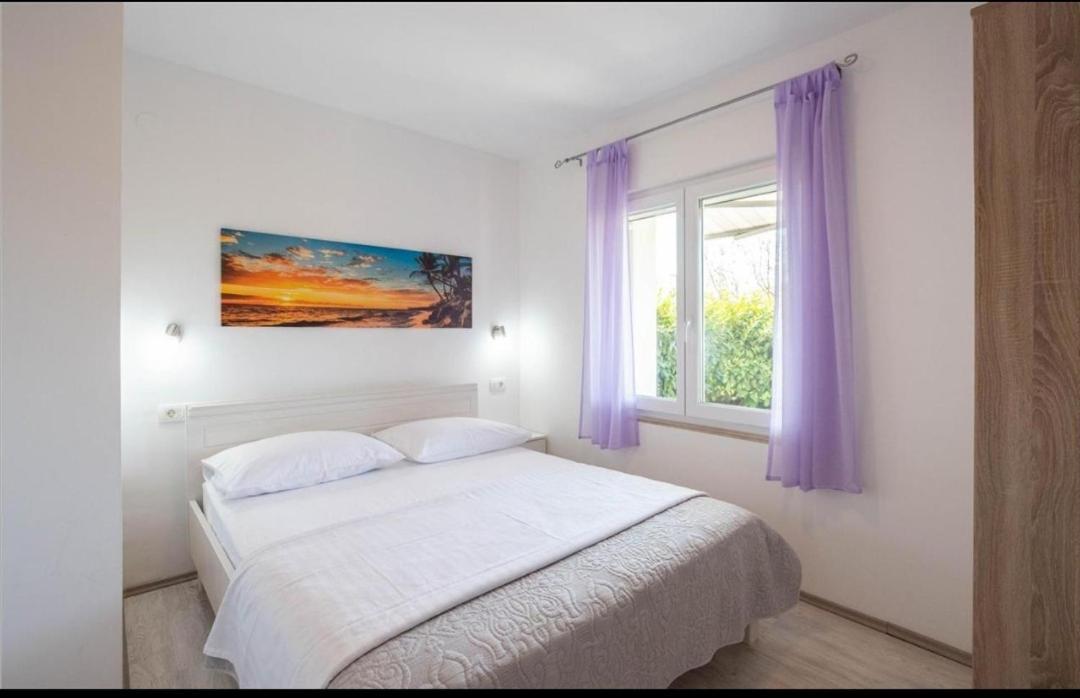 Nina Apartment